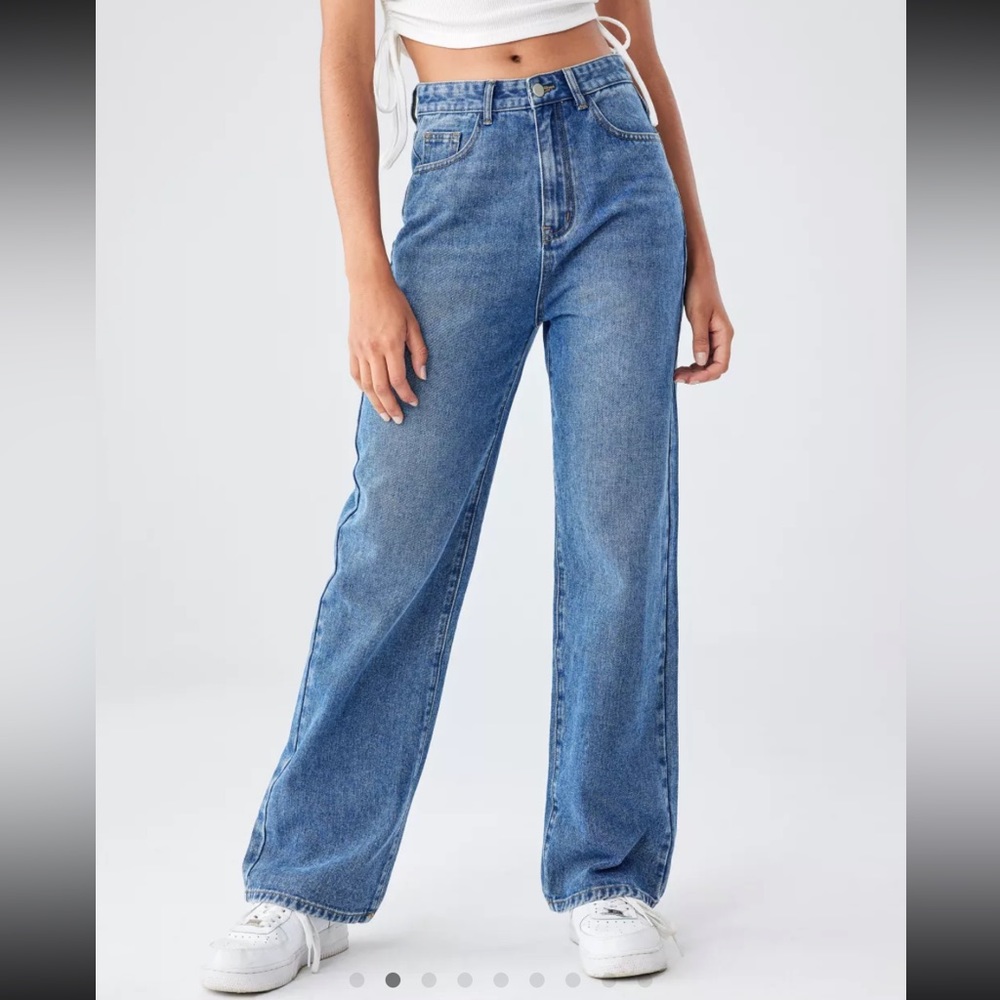 straight leg jean